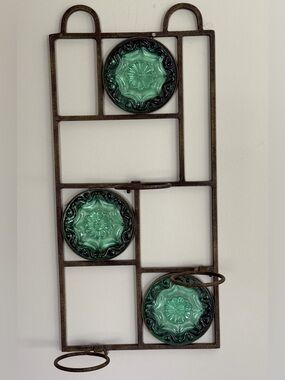 PartyLite La Rosetta Green Glass Medallion Wall Hanging for Inside or Outside